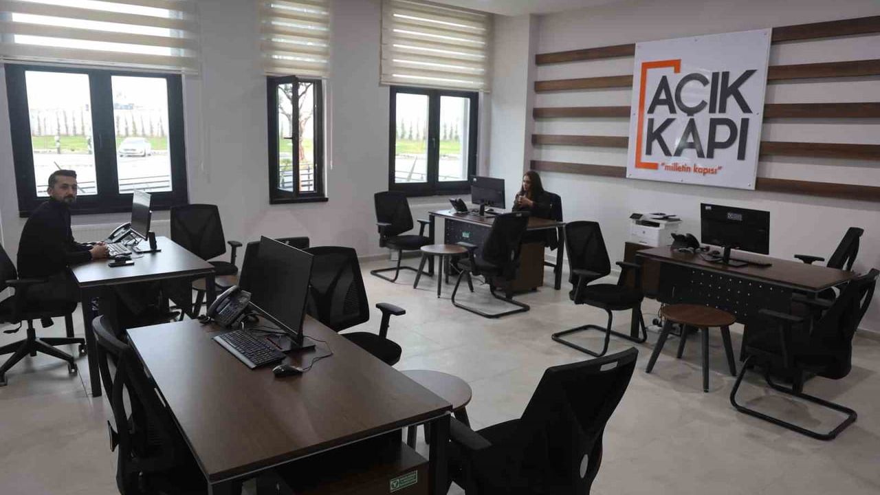 Hatay Valiliği'nin Yeni Hizmet Binası Akasya Mahallesi'nde Açıldı