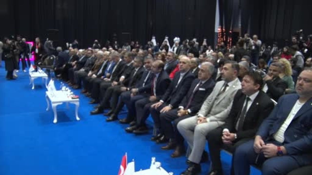 IF Wedding Fashion İzmir 19. Gelinlik, Damatlık ve Abiye Fuarı Başladı