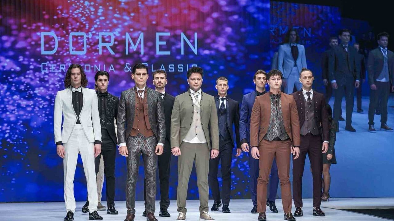 IF Wedding Fashion İzmir 19: Gelinlik ve Abiye Defileleri İzmir’i Büyüledi