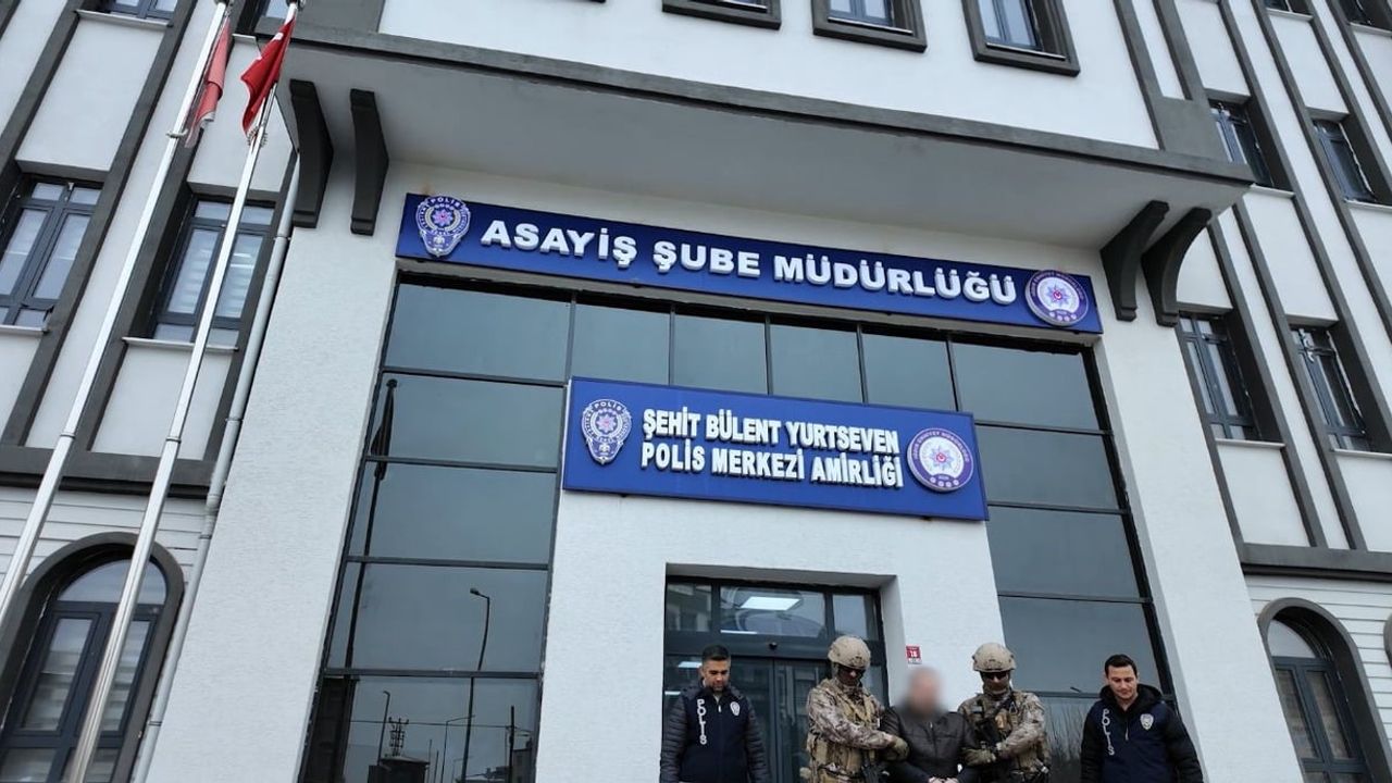 Iğdır'da Aranan Hükümlü Dilucu Sınır Kapısı'nda Yakalandı