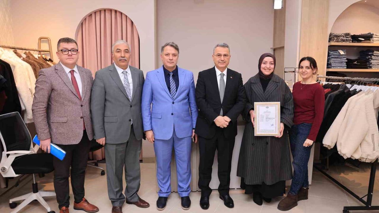 İlkadım’da 2025’te 628 işyeri ruhsatlandırıldı — 2026’nın ilk ruhsatı verildi