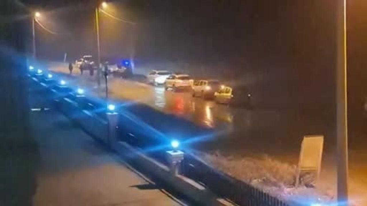 İnegöl’de Alkollü Sürücü ‘Dur’ İhtarına Uymadı, Kovalamaca Sonrası Kaza ile Yakalandı