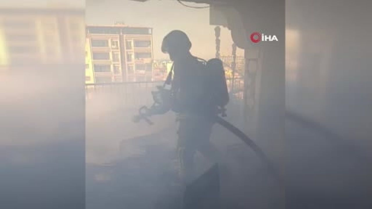 İskenderun'da Yangın: Apartman Dairesi Kullanılamaz Hale Geldi, 1 Yaralı