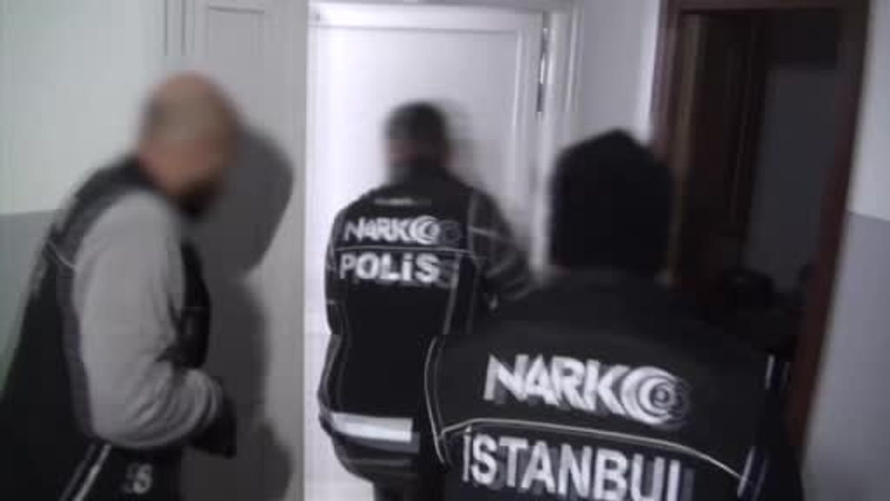 İstanbul Bahçelievler'de 591 bin 250 Sentetik Ecza Hapı Ele Geçirildi