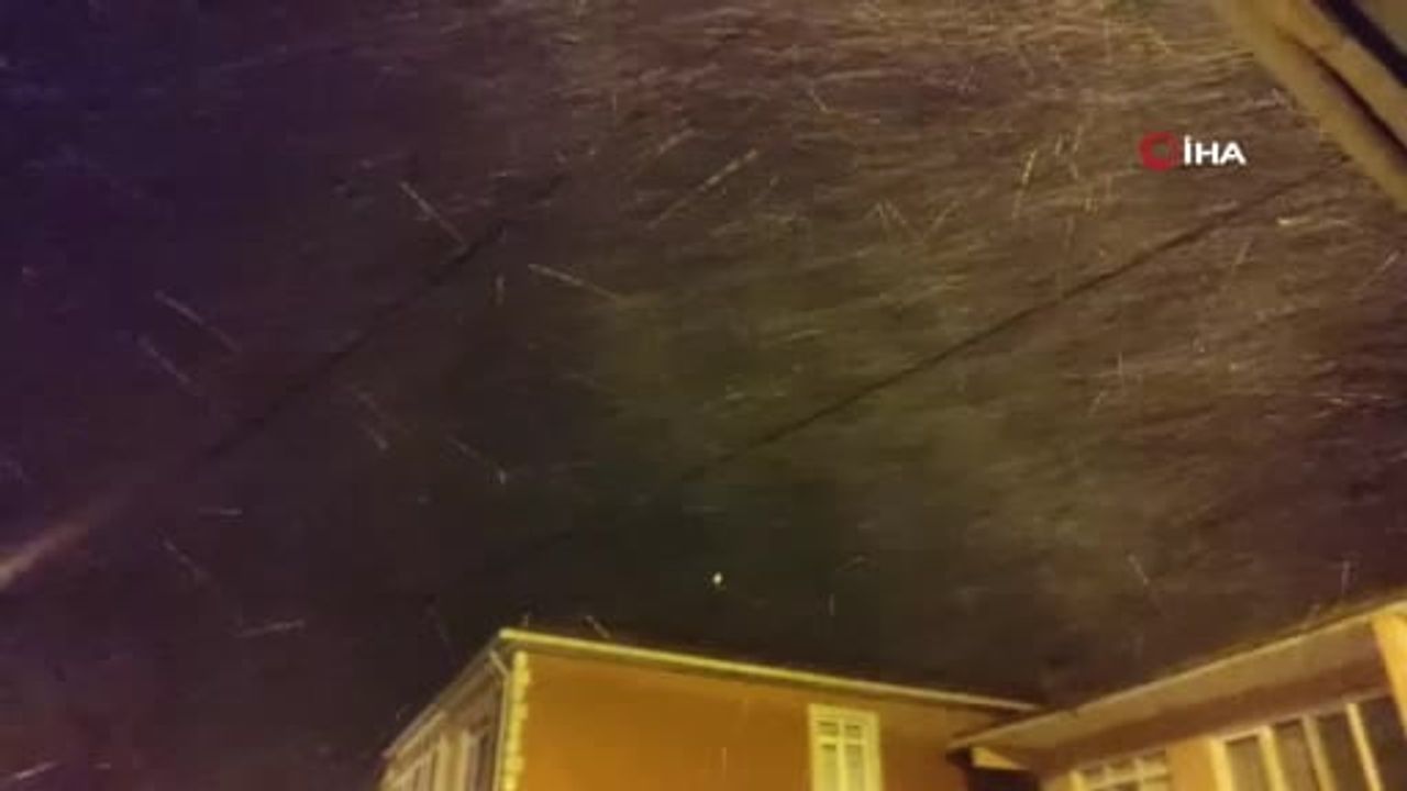 İstanbul'da Kar Başladı: Silivri ve Çatalca'da Etkili Kar Yağışı