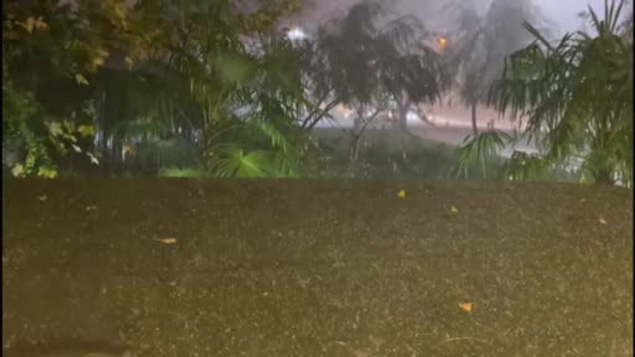 İstanbul Valiliği: Sağanak ve Fırtına Sonrası 112'ye 193 İhbar, 15 Sefer İptal