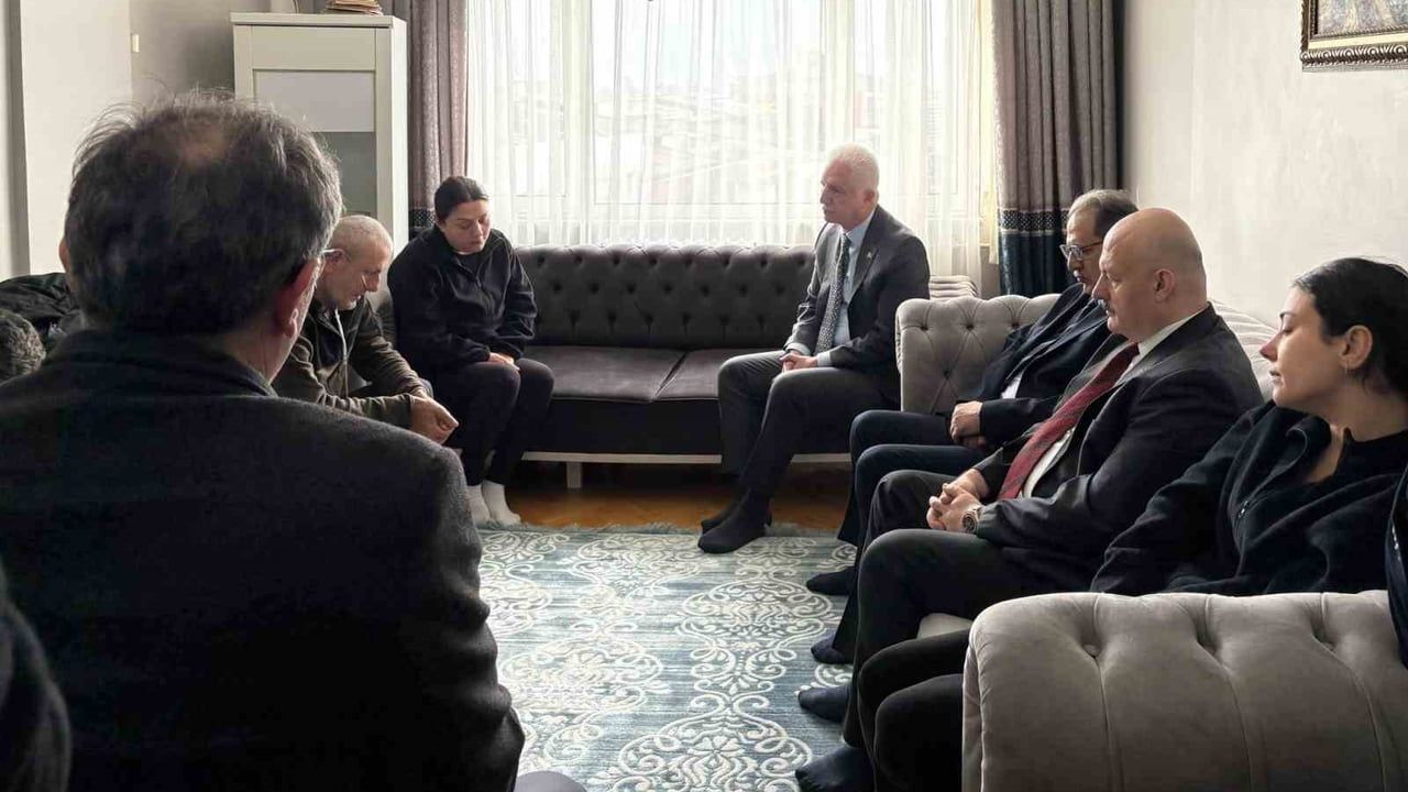 İstanbul Valisi Davut Gül, Atlas Çağlayan'ın Ailesine Taziye Ziyareti