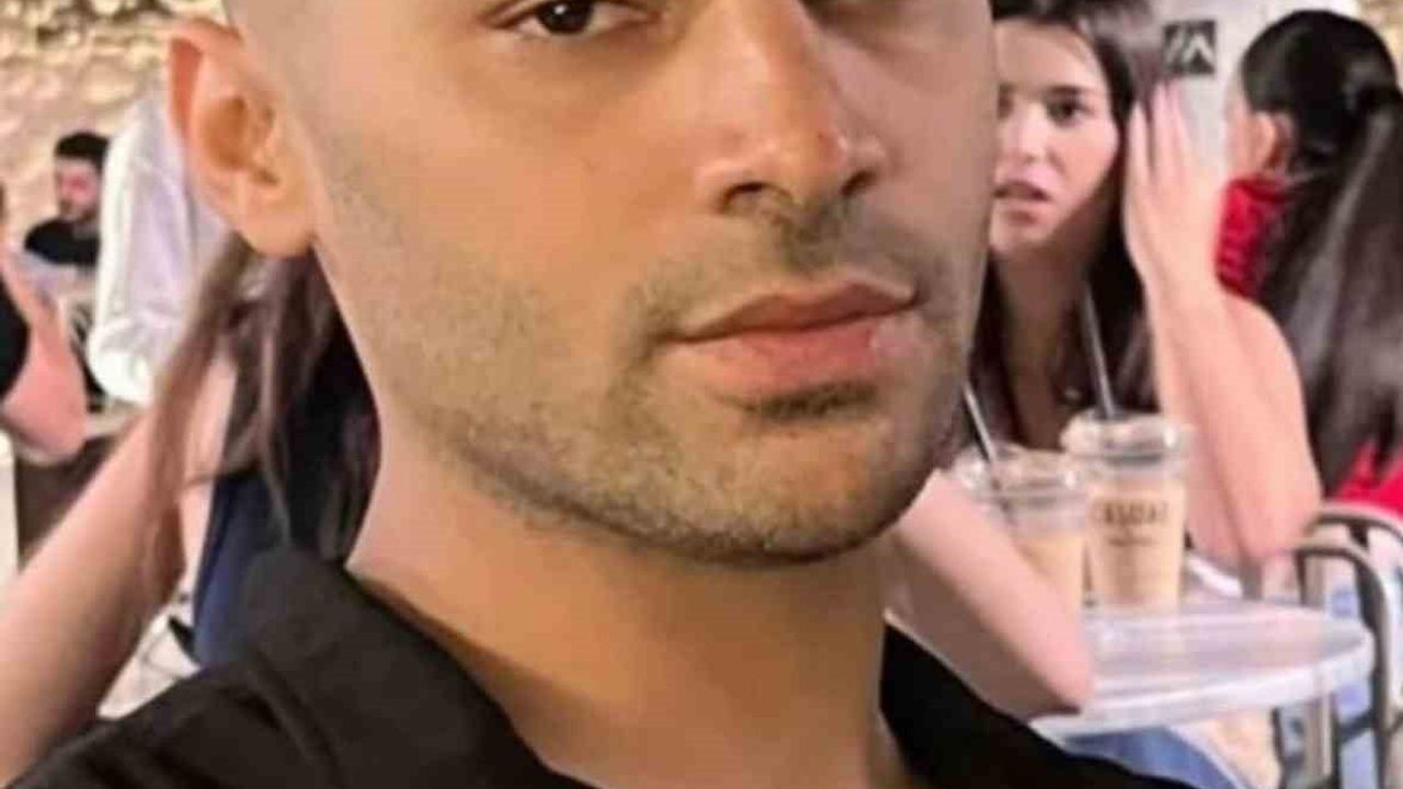 İzmir Bornova'da Emniyet Şeridindeki Kamyona Çarpa…