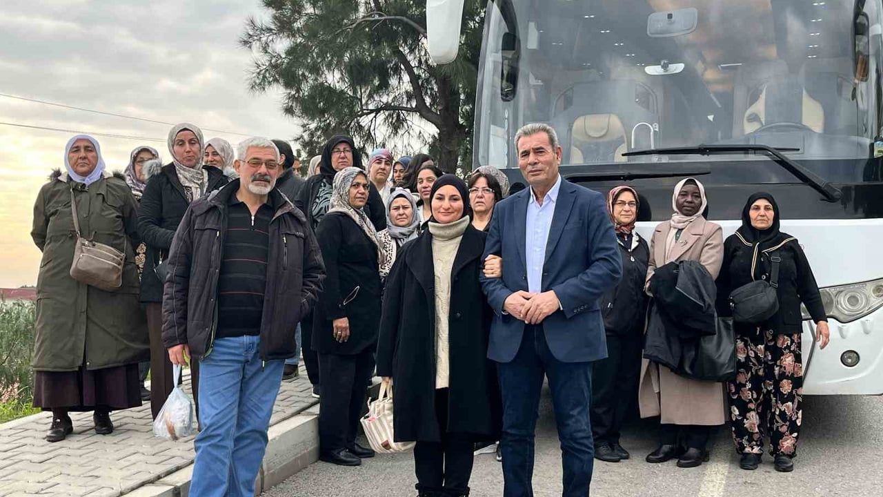 İzmir Büyükşehir’den Bayındırlı Kadınlara Nergis Festivali Sürprizi — 150 Kadın Katıldı