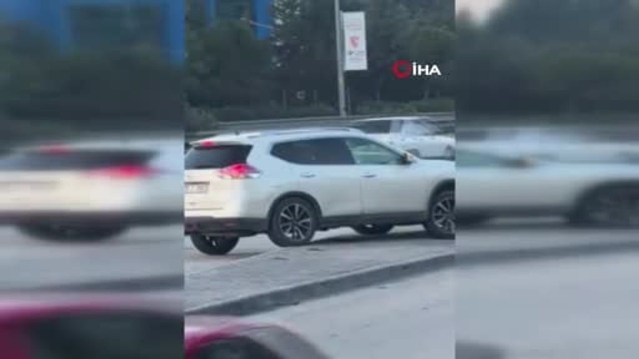 Bornova'da Refüjden Karşı Şeride Geçen Sürücüye 6 bin 457 TL Ceza