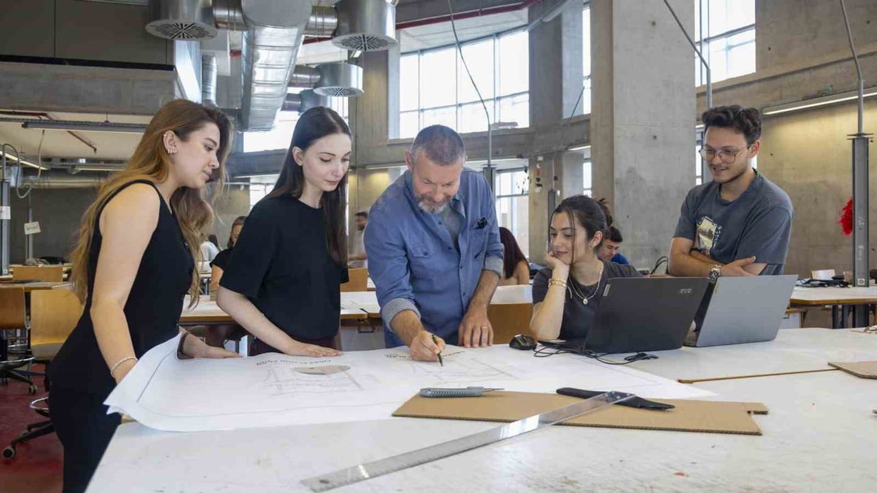 İzmir'den Girişimcilik Hamlesi: BiGG.ASSIST TÜBİTAK Uygulayıcı Kuruluşu Seçildi