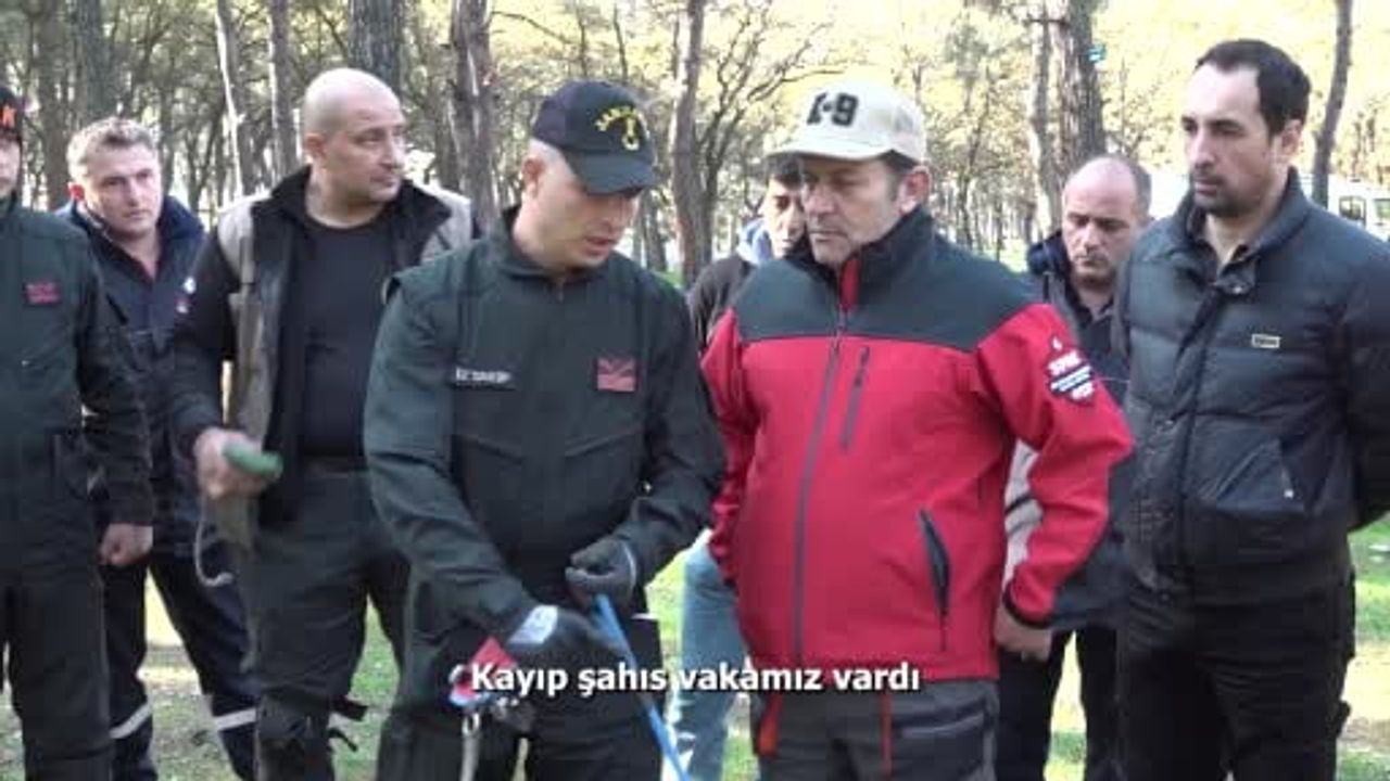 Jandarma Tatbikatı: İz Takip Köpeği Mercek 3 Dakikada Kayıp Kişiyi Buldu