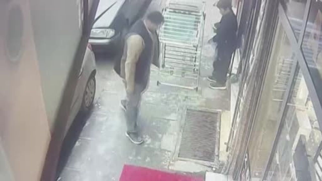 Kahramanmaraş'ta Çocuk Açılan Mazgaldan Havalandırmaya Düştü