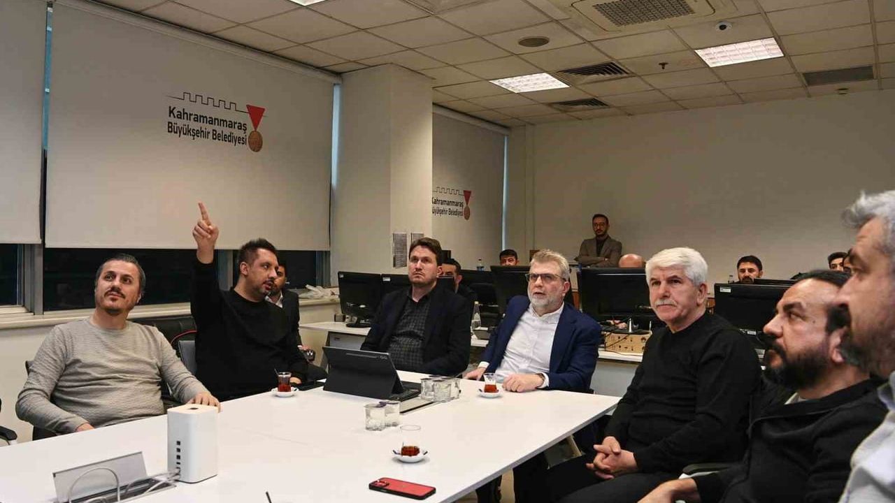 Kahramanmaraş'ta Karla Mücadele: Başkan Görgel 'Tüm Ekiplerimizle Sahadayız'