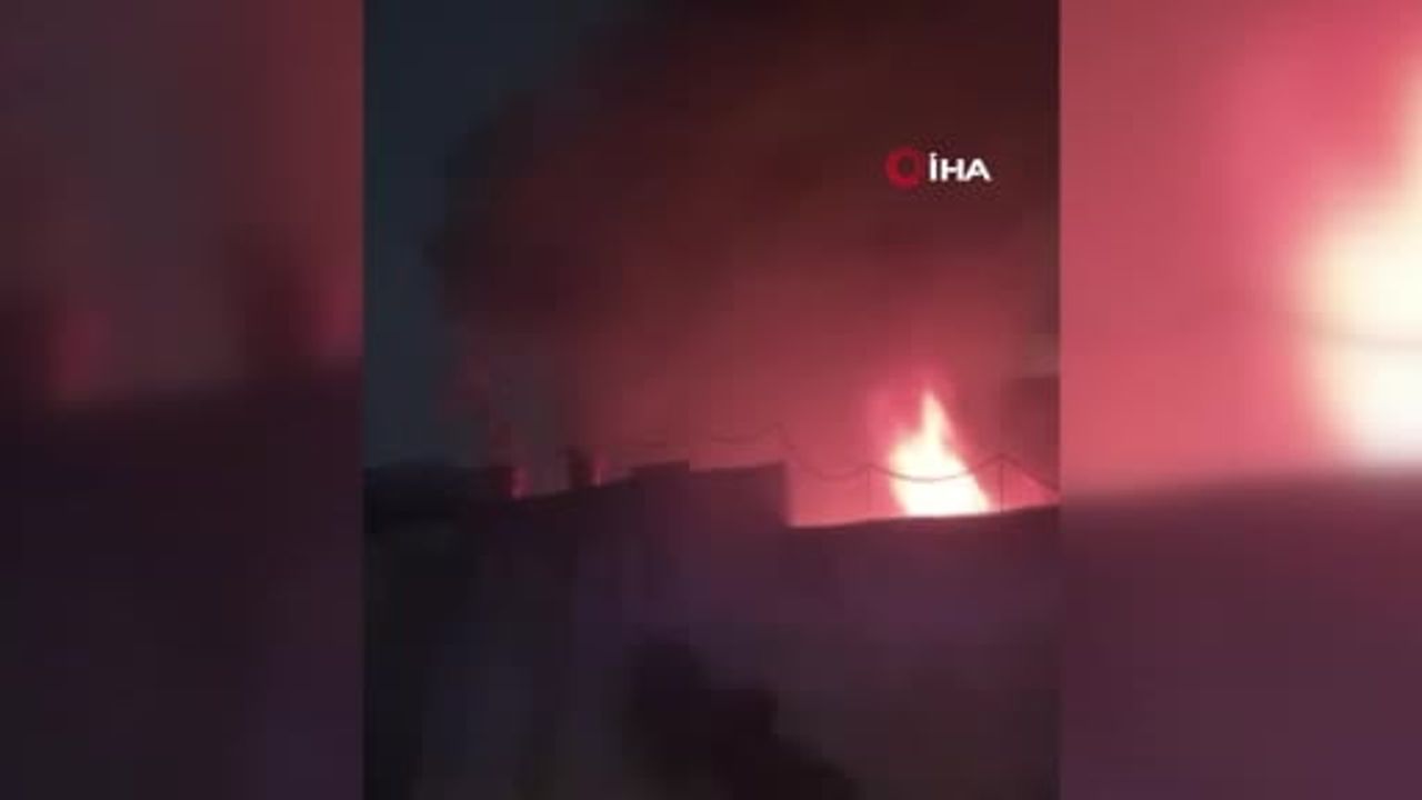 Kahramanmaraş'ta Metruk Ev Yangını Söndürüldü