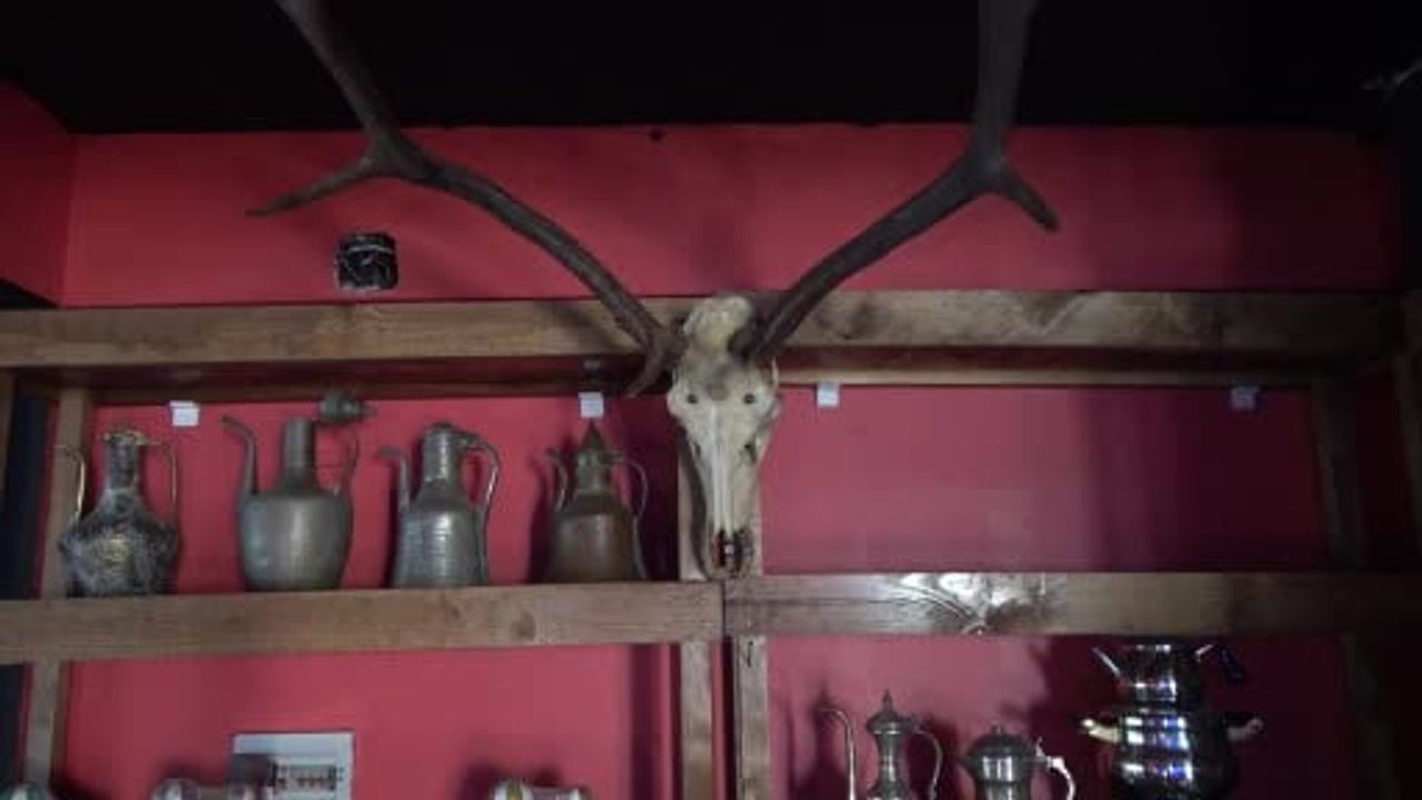 Kahramanmaraş’ta Nostalji Durağı: Mustafa Çot’un Antika Dükkânı