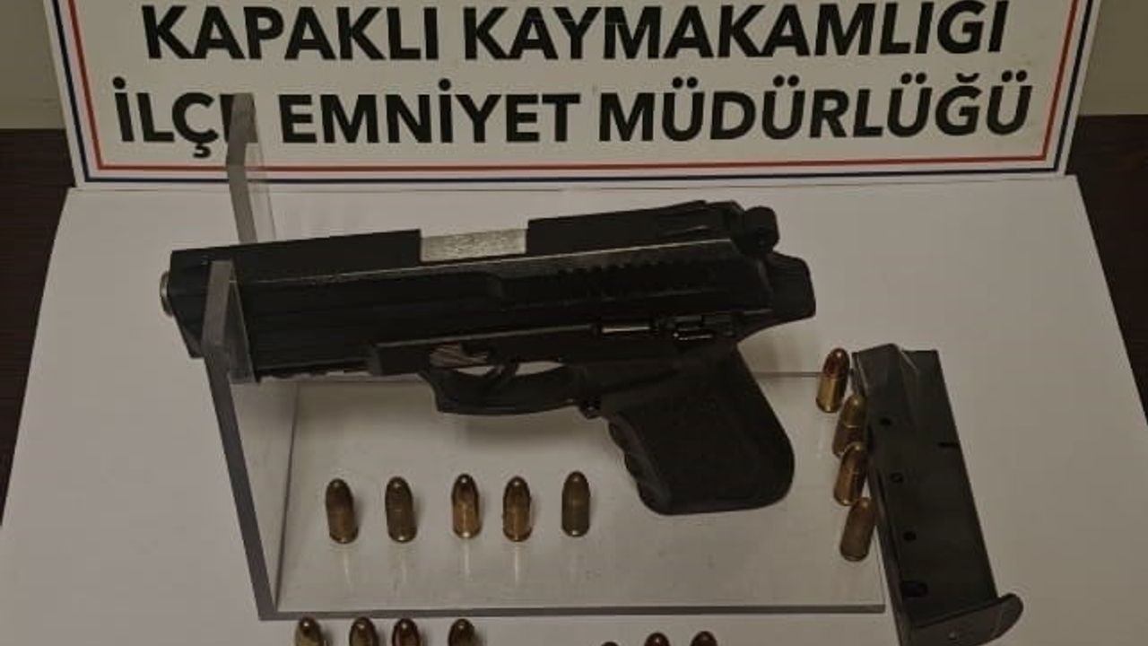 Kapaklı'da Ruhsatsız Silah Operasyonu: 2 Tabanca, 25 Fişek Ele Geçirildi