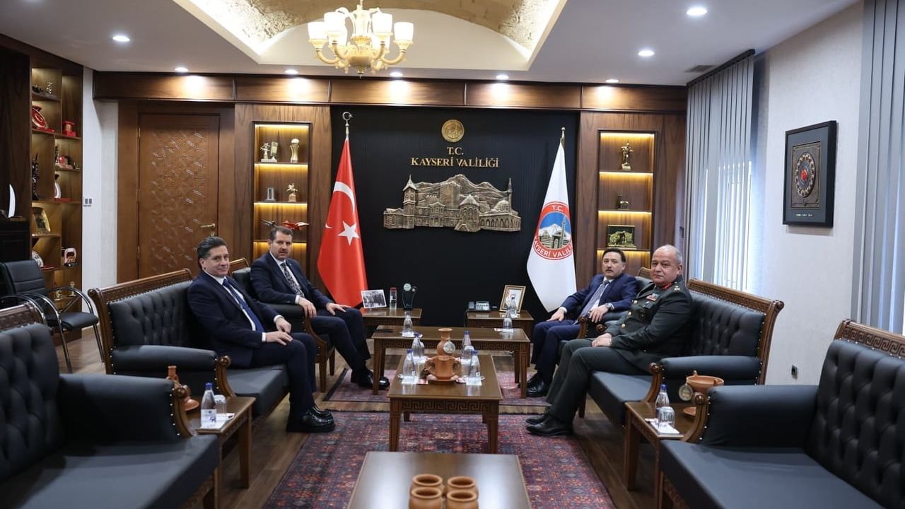 Kara Kuvvetleri Komutanı Tokel ve Bakan Yardımcısı Ayhan, Vali Çiçek'i Ziyaret Etti