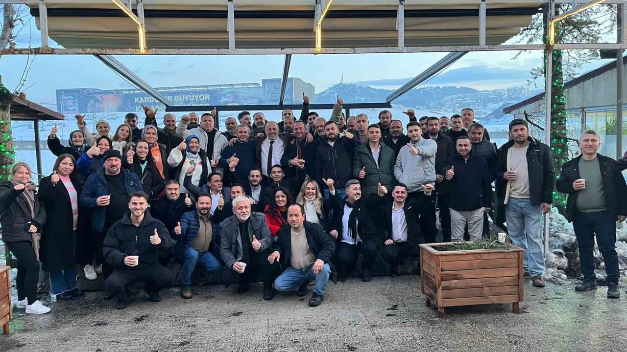 Karabük Berberler ve Kuaförler Odası'nda Erol Işık Güven Tazeledi