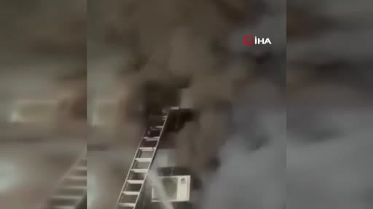 Karaçi'de Gul Plaza AVM Yangını: Metrelerce Yüksekten Düşen 2 Kişi, 58 Kayıp