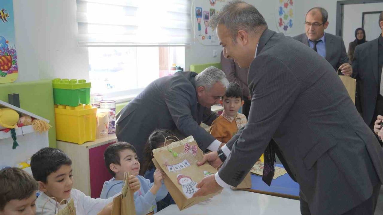 Karaman'da 49 bin 103 Öğrenci Karne Heyecanı