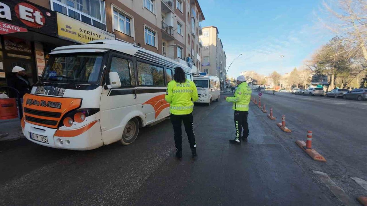 Karaman'da Toplu Ulaşım Denetimi: Minibüs, Otobüs ve Servisler İncelendi