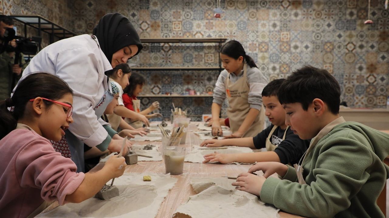 Karatay Kültür ve Sanat Akademisi'nde Bahar Dönemi Kayıtları Başlıyor