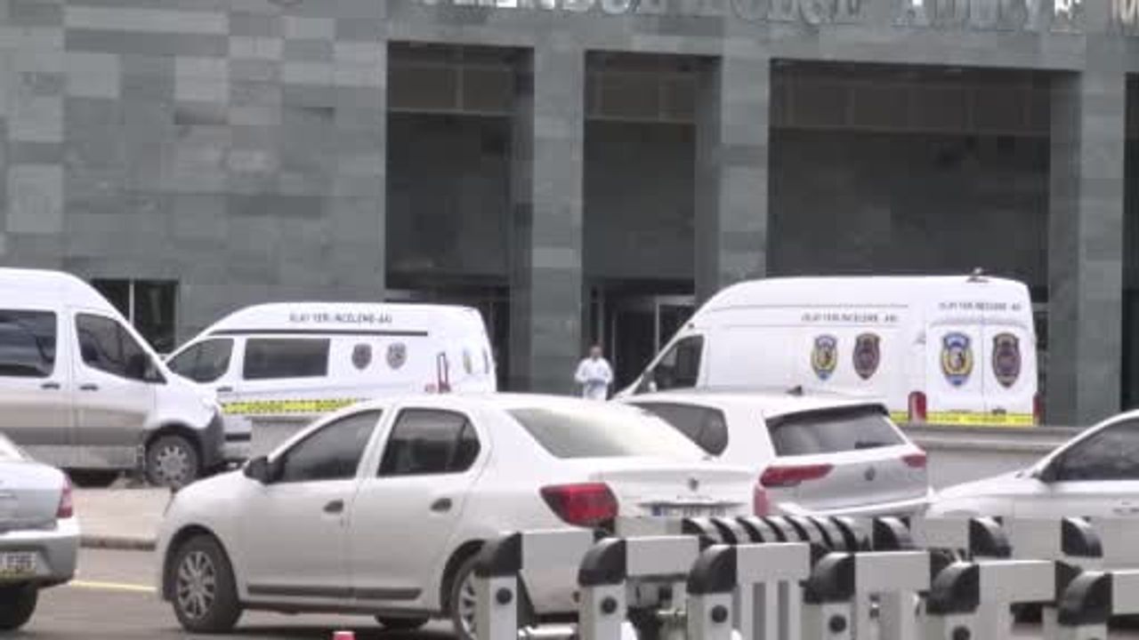 Kartal Bölge Adliye Mahkemesi'nde Savcıdan Hakime Silahlı Saldırı