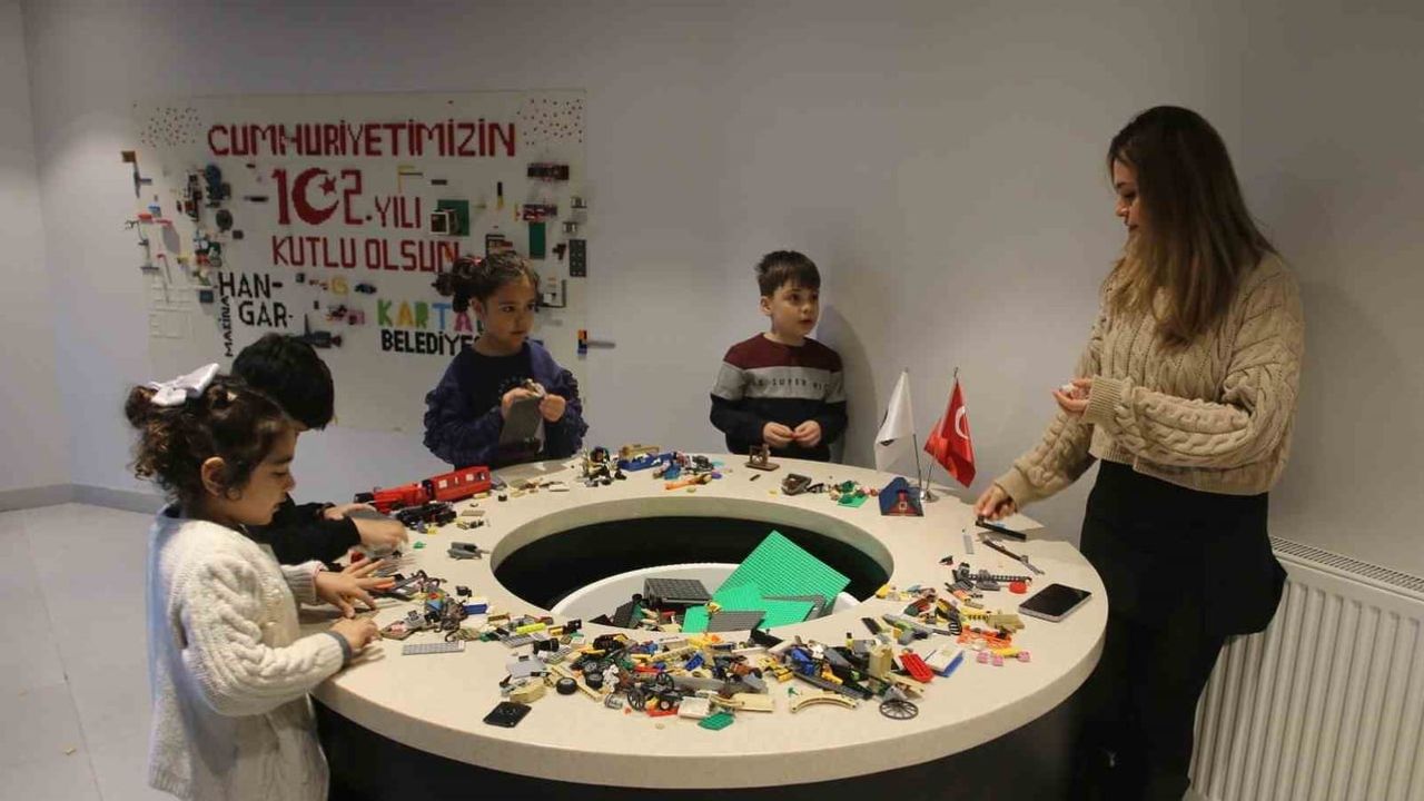 Kartal Maker Atölyeleri Makina Hangar’da: Çocukları Bilim ve Teknolojiyle Buluşturuyor