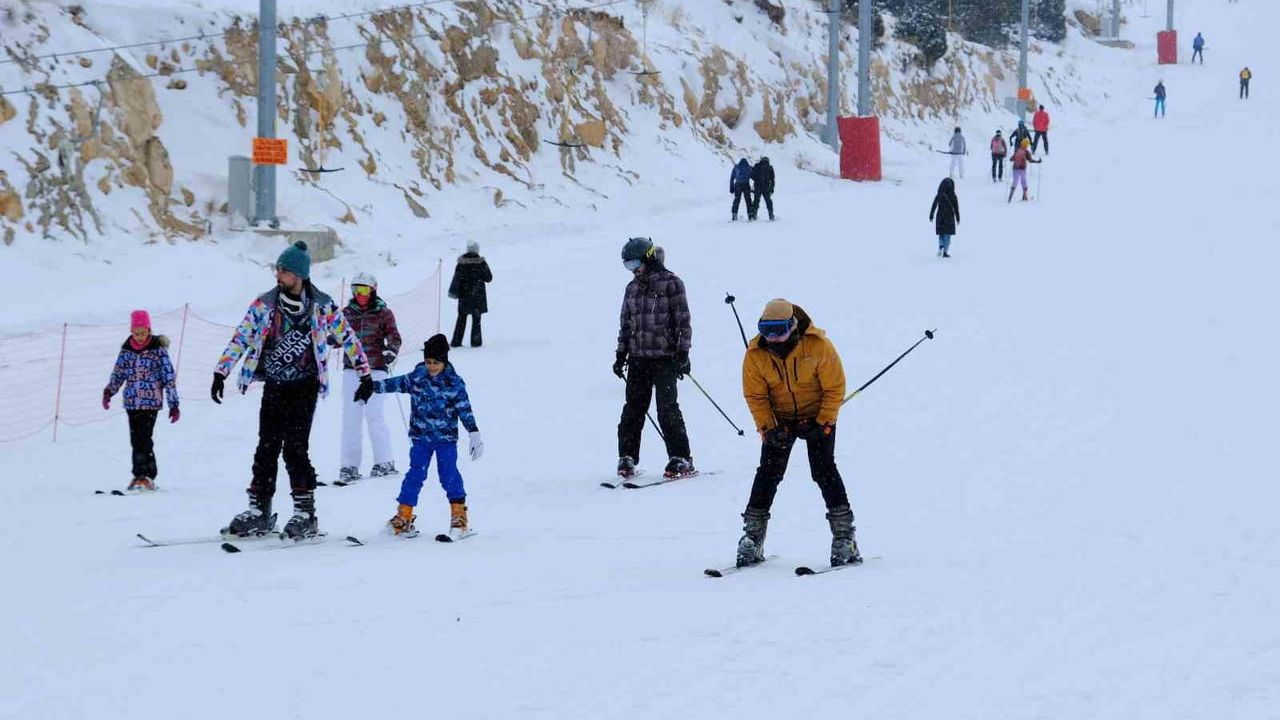 Kartalkaya 210 cm — Türkiye Kayak Merkezlerinde Güncel Kar Kalınlıkları