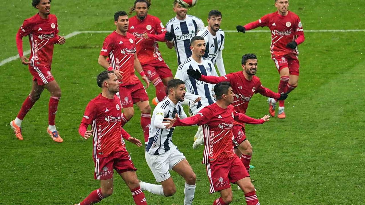 Kasımpaşa - Antalyaspor 0-0 | Trendyol Süper Lig (İlk Yarı)