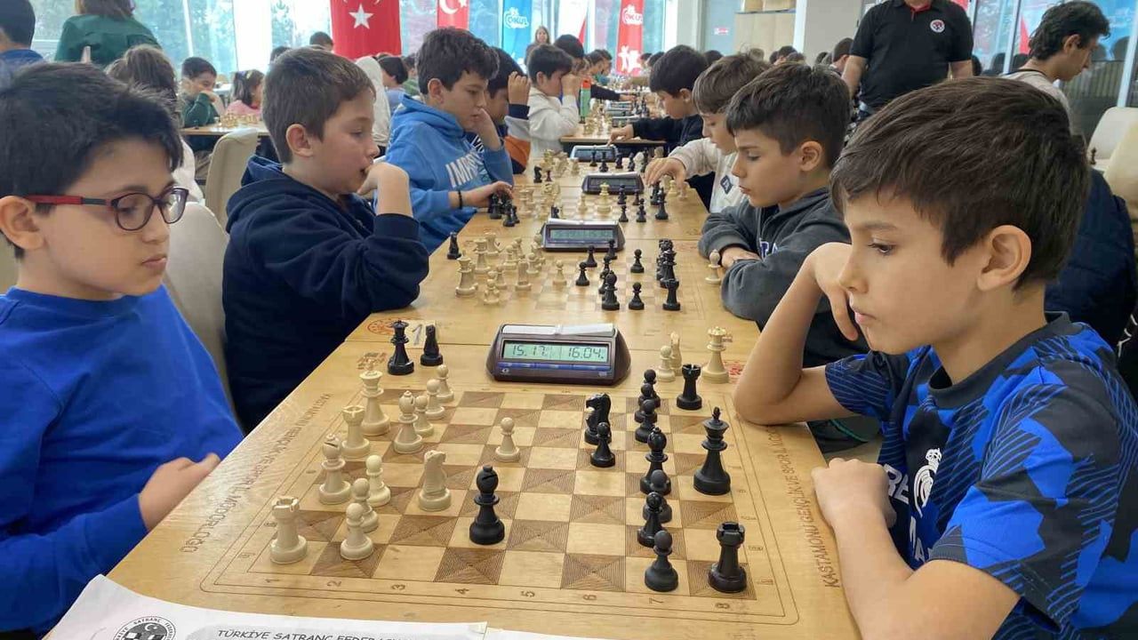 Kastamonu'da 10 Ocak Çalışan Gazeteciler Günü Satranç Turnuvası