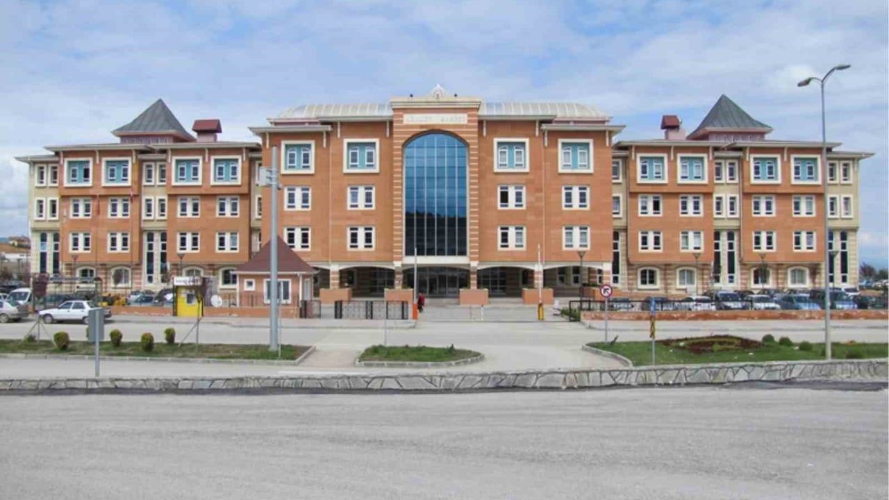 Kastamonu'da 'Evimde Uyuşturucu Var' Dedi, Sanık E.A. Tahliye Edildi