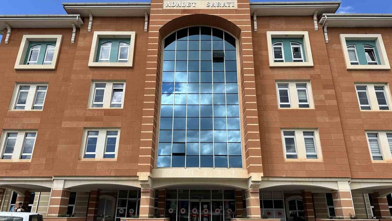 Kastamonu'da sahte avukat dolandırıcılığı: Sanığa 5 ay hapis ve 20 bin TL ceza