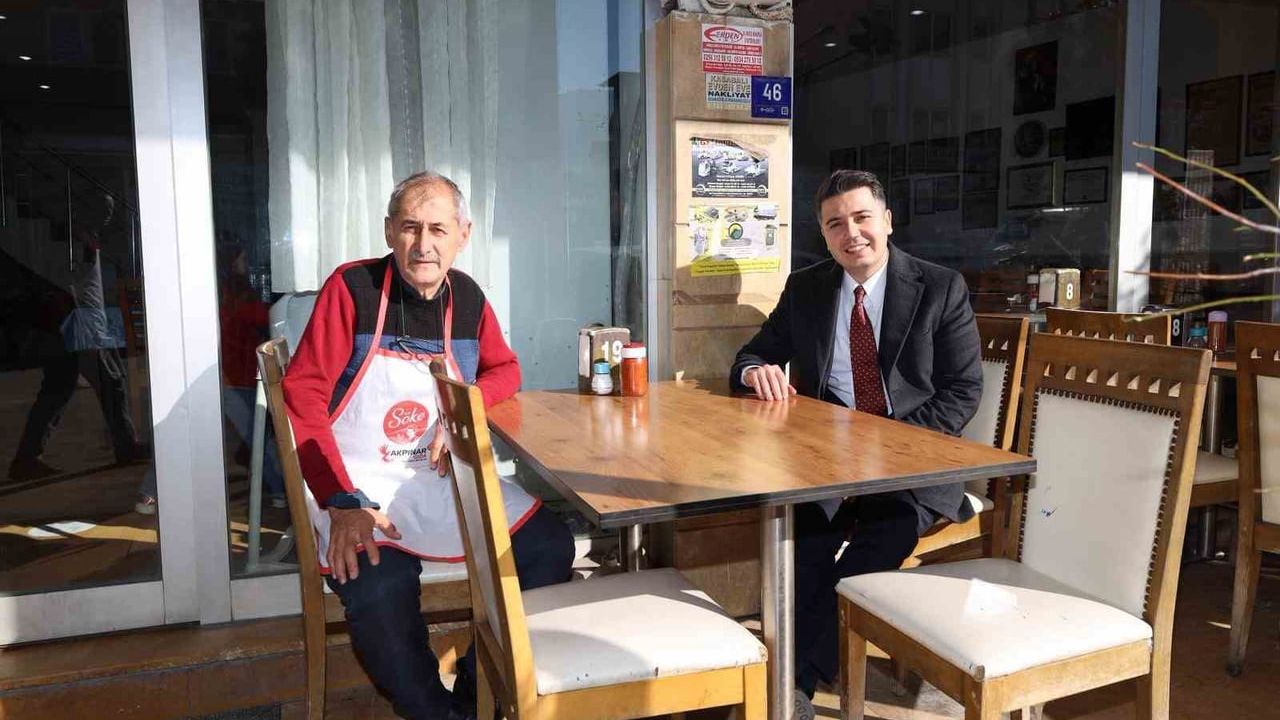 Kaymakam Mehmet Gündoğdu Karacasu Çarşı Esnafını Ziyaret Etti