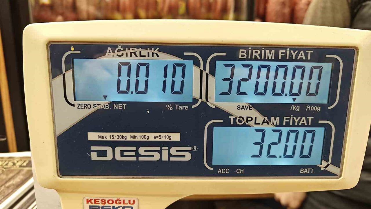 Kayseri'de pastırma fiyatı: Kilo 2 bin–3 bin 200 TL, dilim 10–32 TL