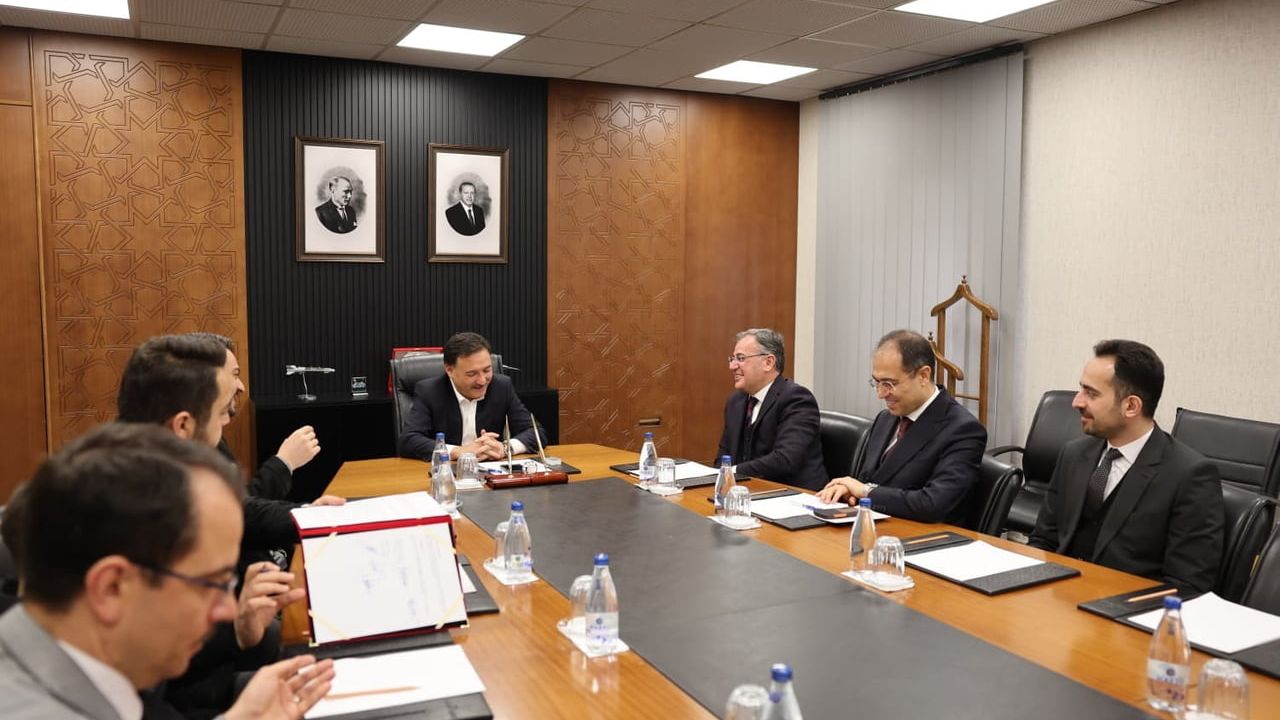 Kayseri'de Sağlık Yatırımları Başlıyor: İncesu Diyaliz ve Hacılar Acil İstasyonu