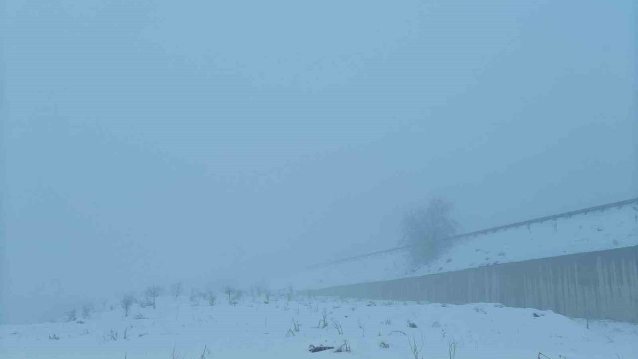 Kayseri'de Yoğun Sis: Görüş Mesafesi 20 Metreye Düştü