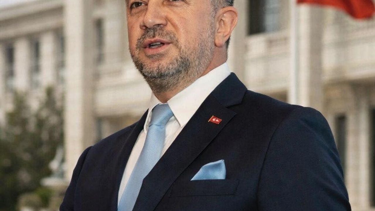 Kayseri Mobilyasına Yeni Vizyon: KAYMOBSAN ve KumsHome ile 3D Stratejisi