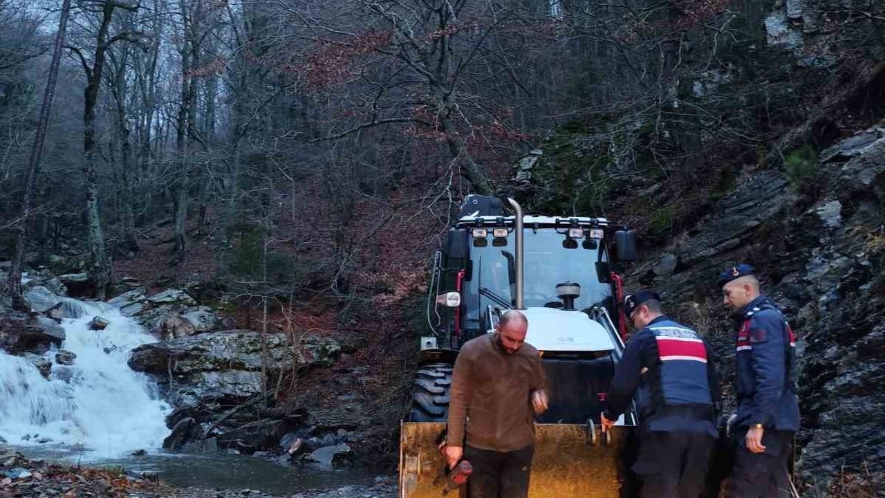 Kaz Dağları'nda Mahsur Kalan 2 Kişi 12 Saat Sonra Kurtarıldı