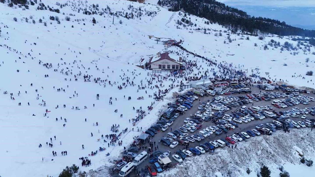 Keltepe Kayak Festivali Karabük’te Renkli Görüntülere Sahne Oldu