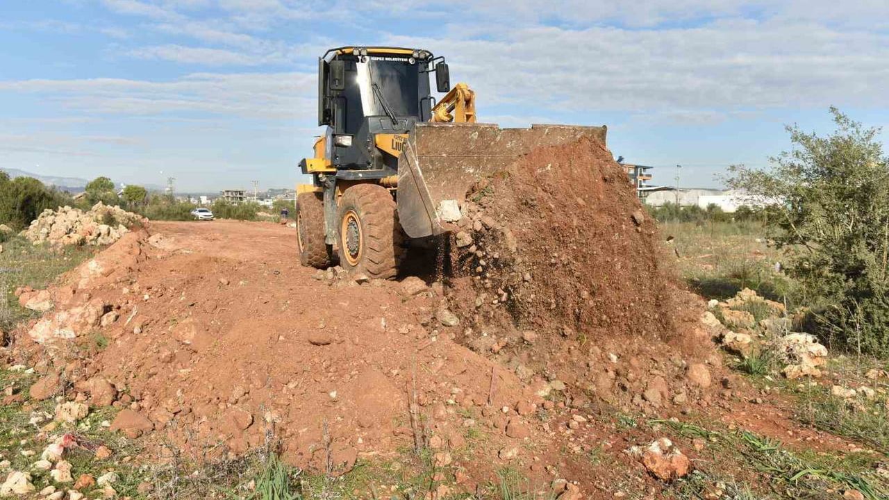 Kepez Belediyesi’nden Zeytinlik Mahallesi’ne Yeni Yol Çalışması: 7843 ve 7846 Sokaklar Fevzi Çakmak Caddesi’ne Bağlanıyor