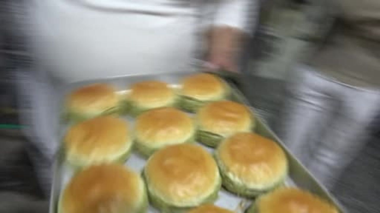 Kilis’te 37 Yıllık Usta ‘Burger Tatlı’ ile Cennet Çamurunu Yeniden Yorumladı