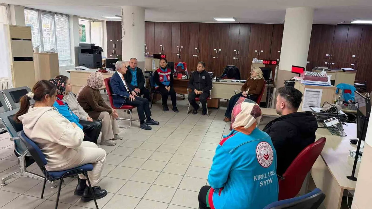 Kırklareli Valisi Uğur Turan: Zamanında Yardım Toplumsal Dayanışmayı Güçlendirir