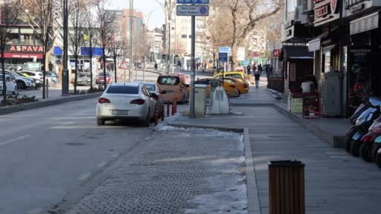 Kırşehir'de Soğuk Hava Aktarlara Talebi Artırdı