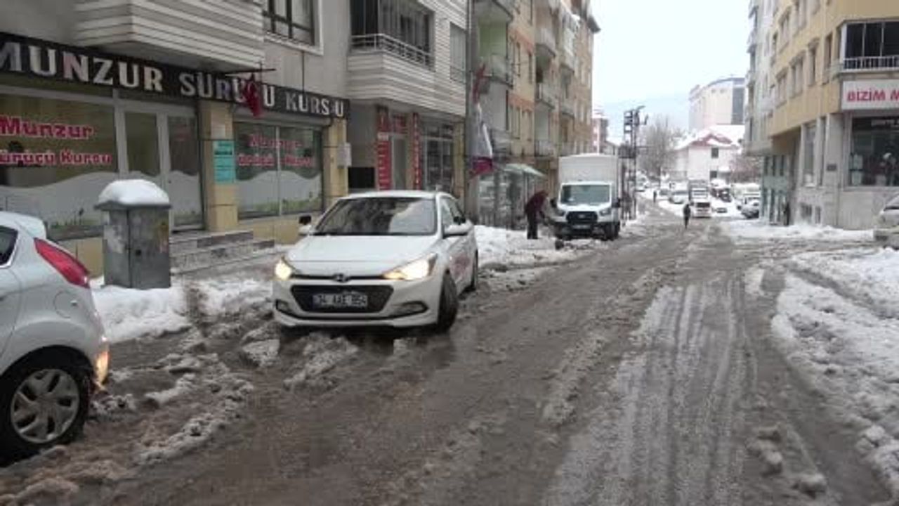 Kış Lastiği Yetmez: Atilla Ayhan'dan Sürücülere Hayati Uyarılar