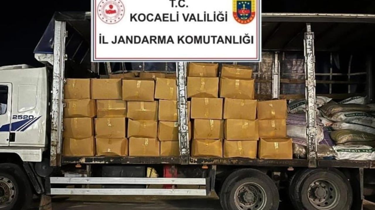 Kocaeli’de 6 milyon 350 bin TL'lik kaçak makaron ve tütün ele geçirildi