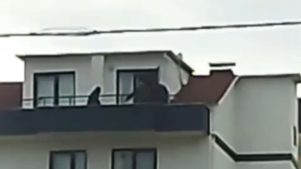 Kocaeli'de FETÖ Operasyonu: İhraç Üsteğmen Çatıda Yakalandı