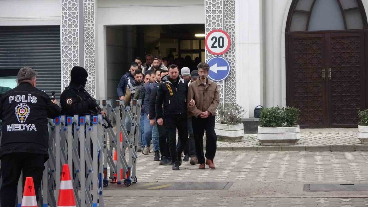 Kocaeli'de Yapay Zeka Destekli Yasa Dışı Bahis Operasyonu: 24 Tutuklama