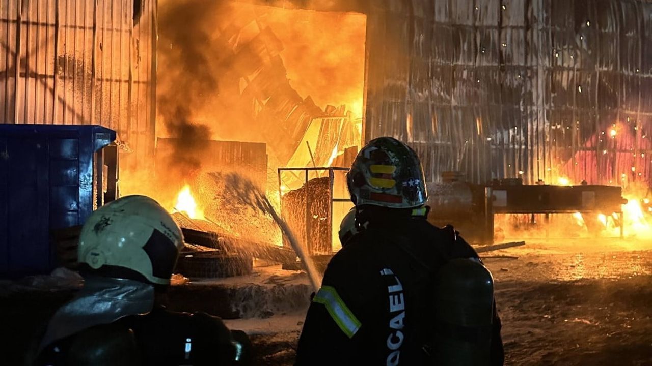 Kocaeli İtfaiyesi 2025'te 13 bin 562 Vakaya Müdahale Etti